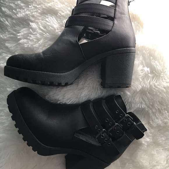 Forever 21 Shoes - Forever 21 Booties
